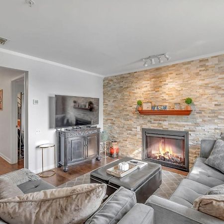 Nash Gold Private Condo - 2Bed, 2Bath, Sleep 6, 25 Min Walk To Broadway And All Nashville Attractions, Pool, Gym Eksteriør bilde