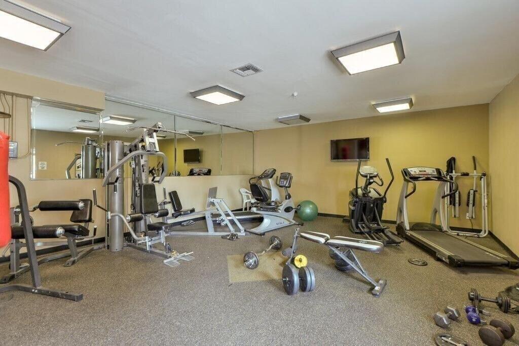 Nash Gold Private Condo - 2Bed, 2Bath, Sleep 6, 25 Min Walk To Broadway And All Nashville Attractions, Pool, Gym Eksteriør bilde