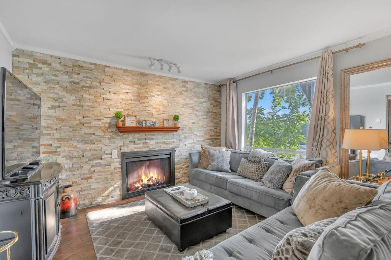 Nash Gold Private Condo - 2Bed, 2Bath, Sleep 6, 25 Min Walk To Broadway And All Nashville Attractions, Pool, Gym Eksteriør bilde